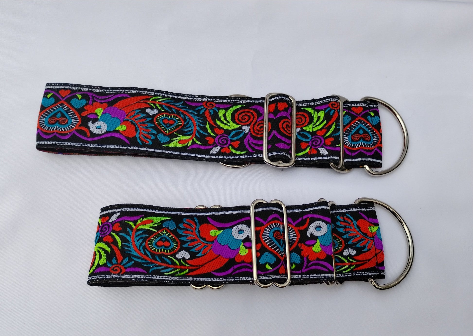 Parrots of Love Martingale Collar
