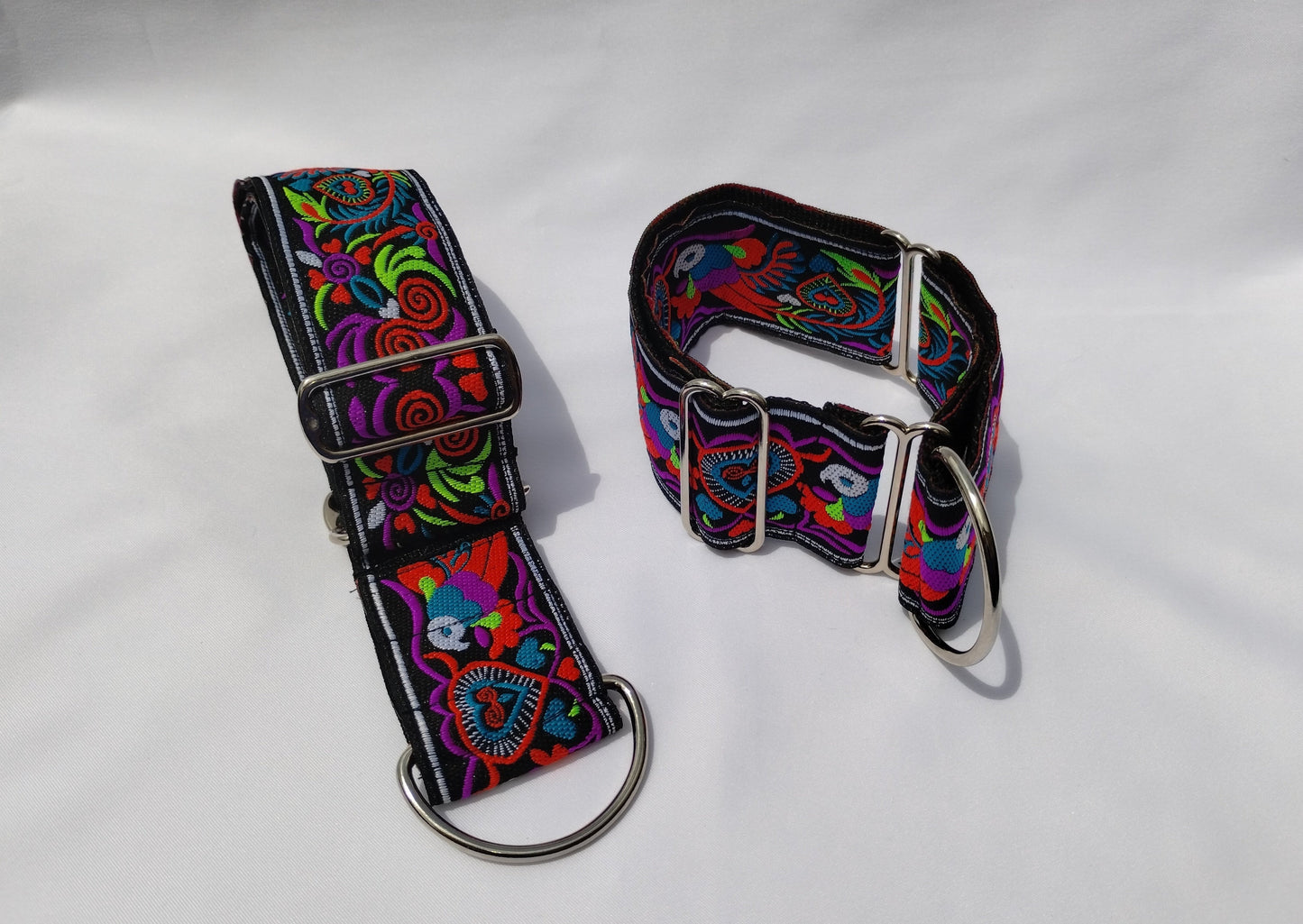 Parrots of Love Martingale Collar